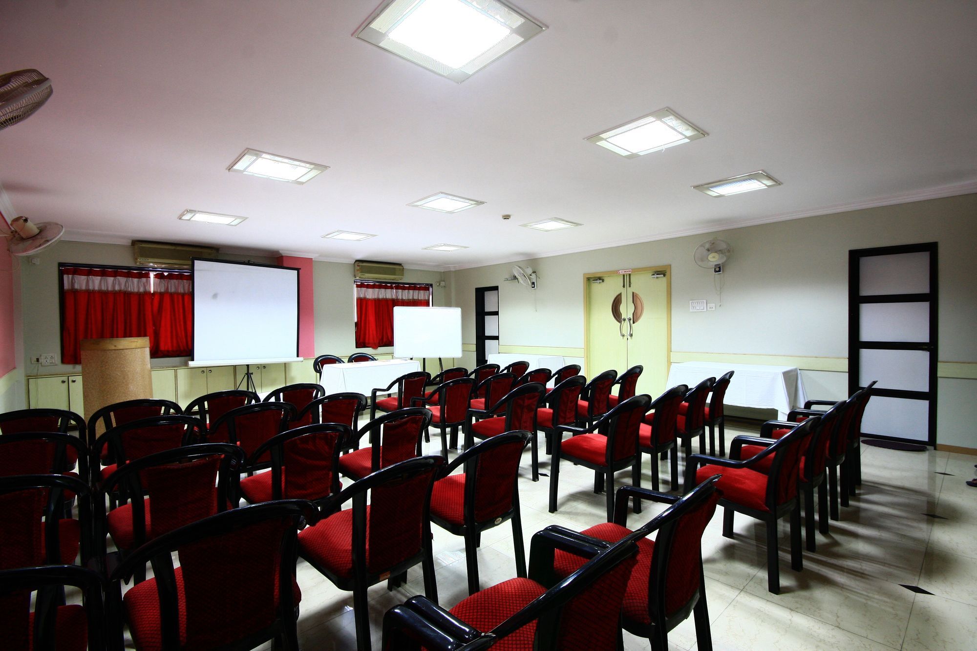 Hotel Deccan Park Pune Exterior photo