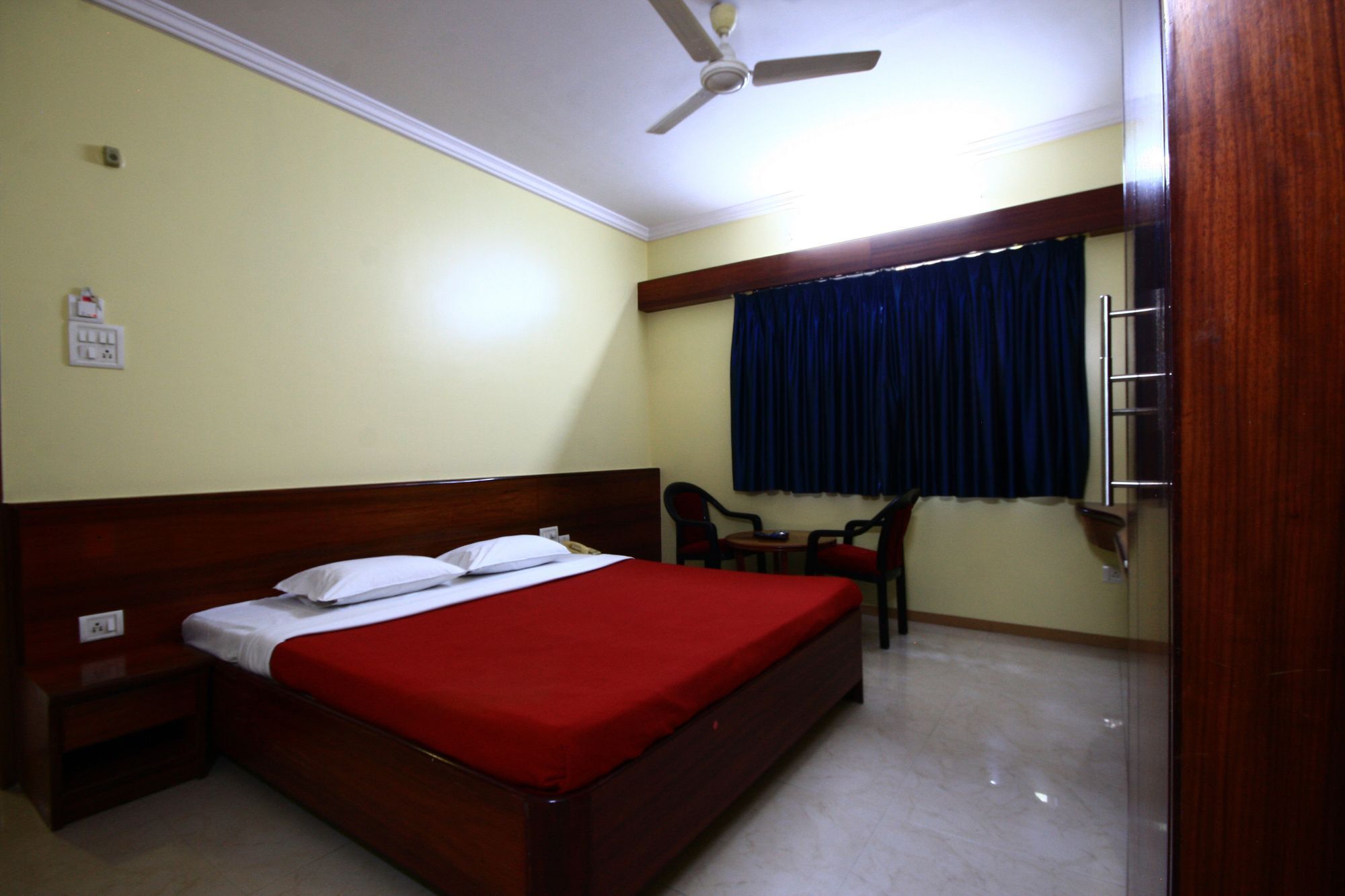 Hotel Deccan Park Pune Exterior photo